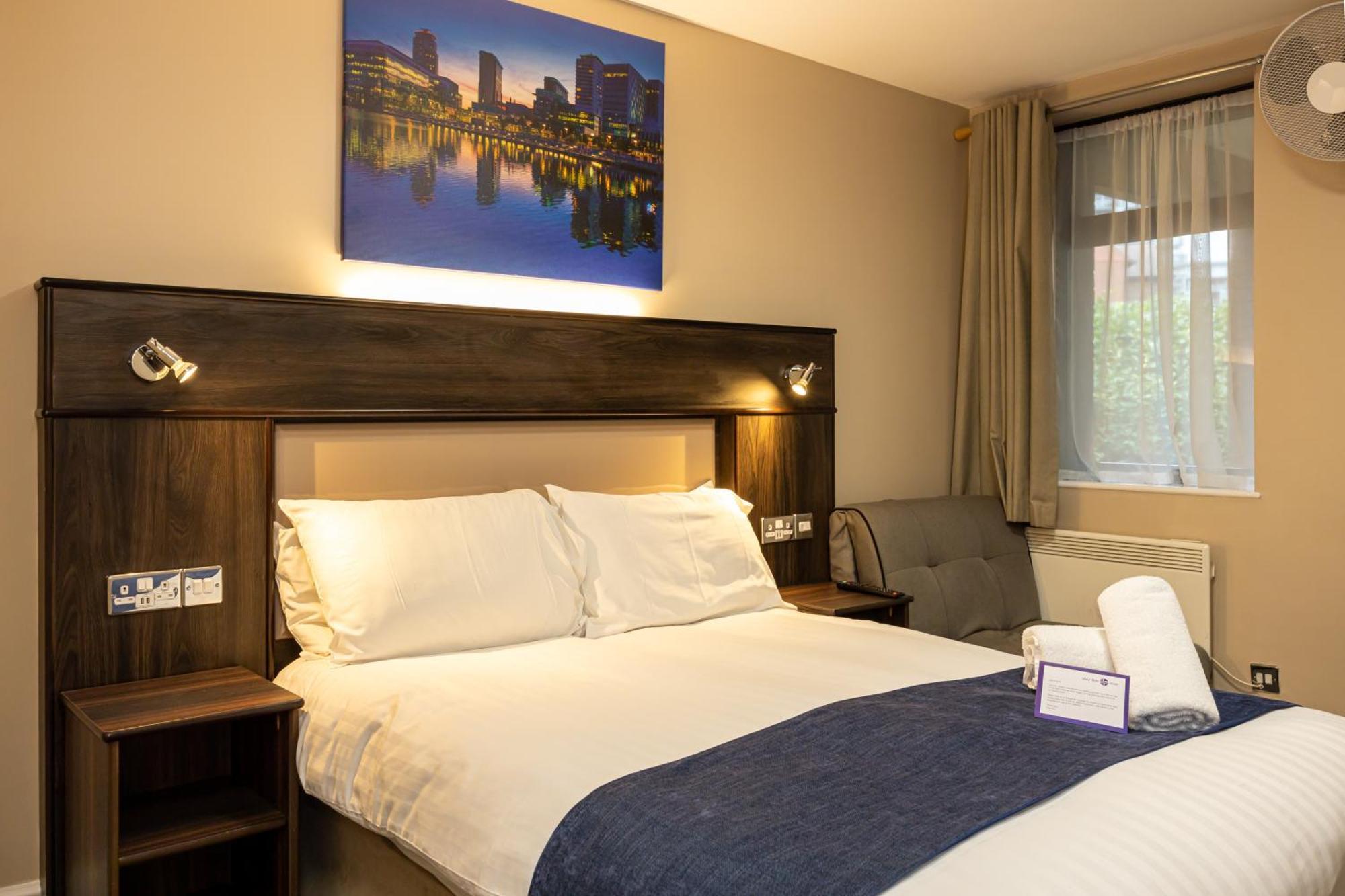 Stay Inn Manchester Exterior photo