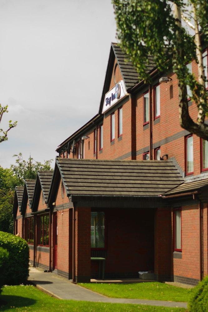 Stay Inn Manchester Exterior photo